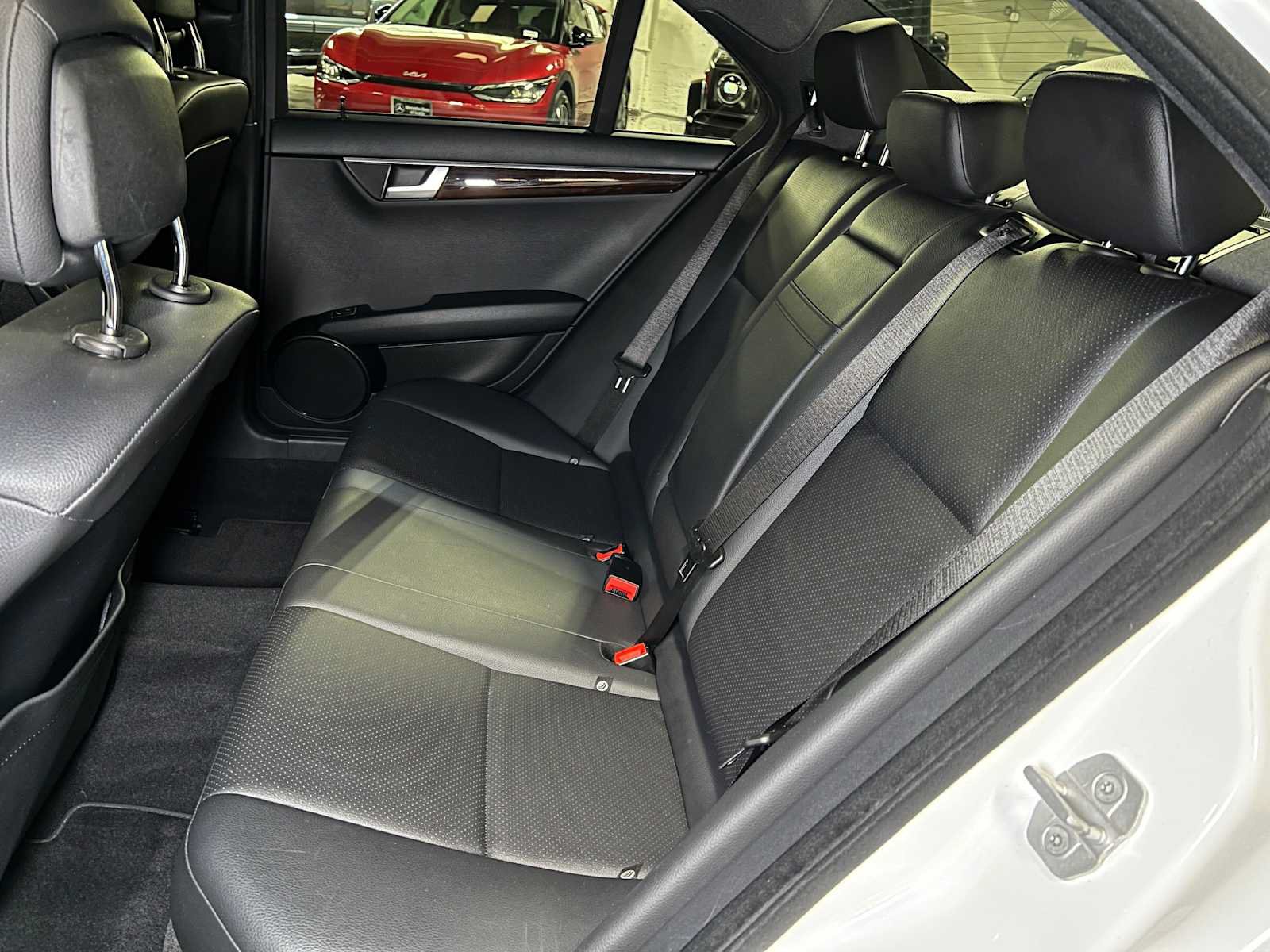 Used 2014 Mercedes-Benz C 250 Sedan image 18