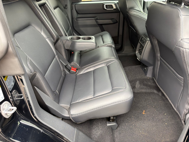 New 2026 Ford Bronco Outer Banks w/ Sasquatch Package AWD/4WD image 18
