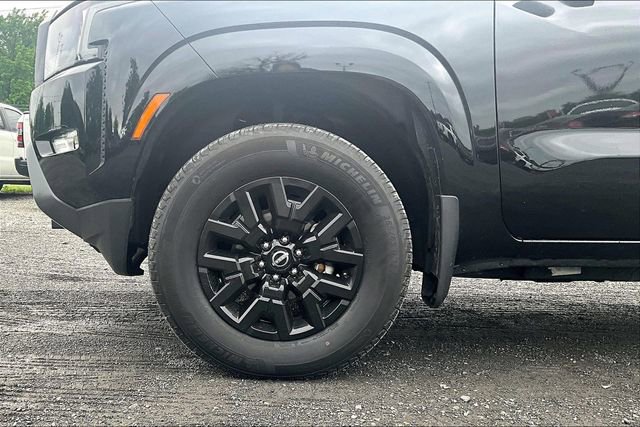 Used 2024 Nissan Frontier SV w/ SV Convenience Package image 10