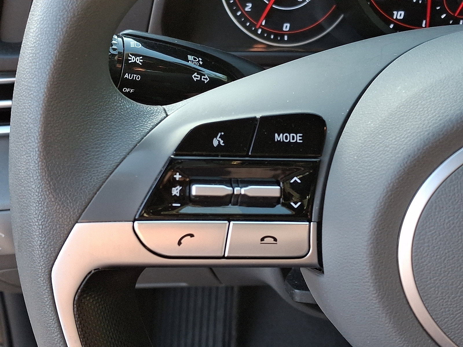 Used 2023 Hyundai Elantra SEL FWD image 22