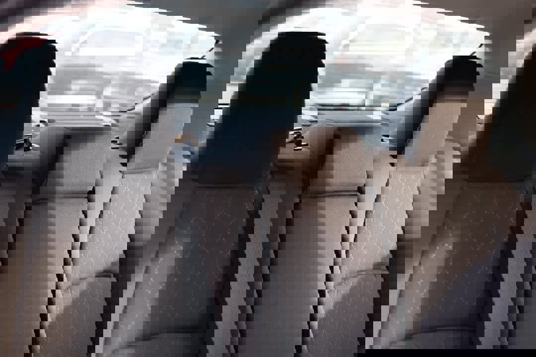 Used 2020 Toyota Corolla LE image 14