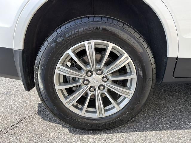 Used 2018 Cadillac XT5 Luxury w/ Driver Awareness Package FWD image 17