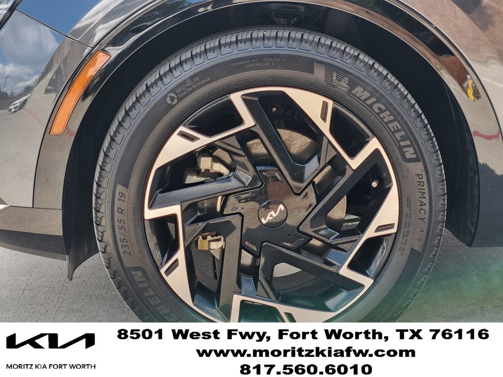 Certified 2025 Kia Sportage SX FWD image 9