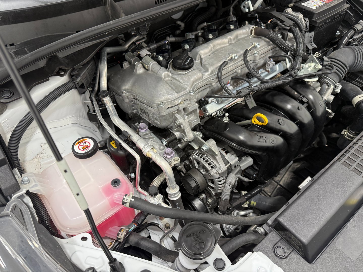 Used 2022 Toyota Corolla LE w/ Carpet Mat Package (TMS) image 61