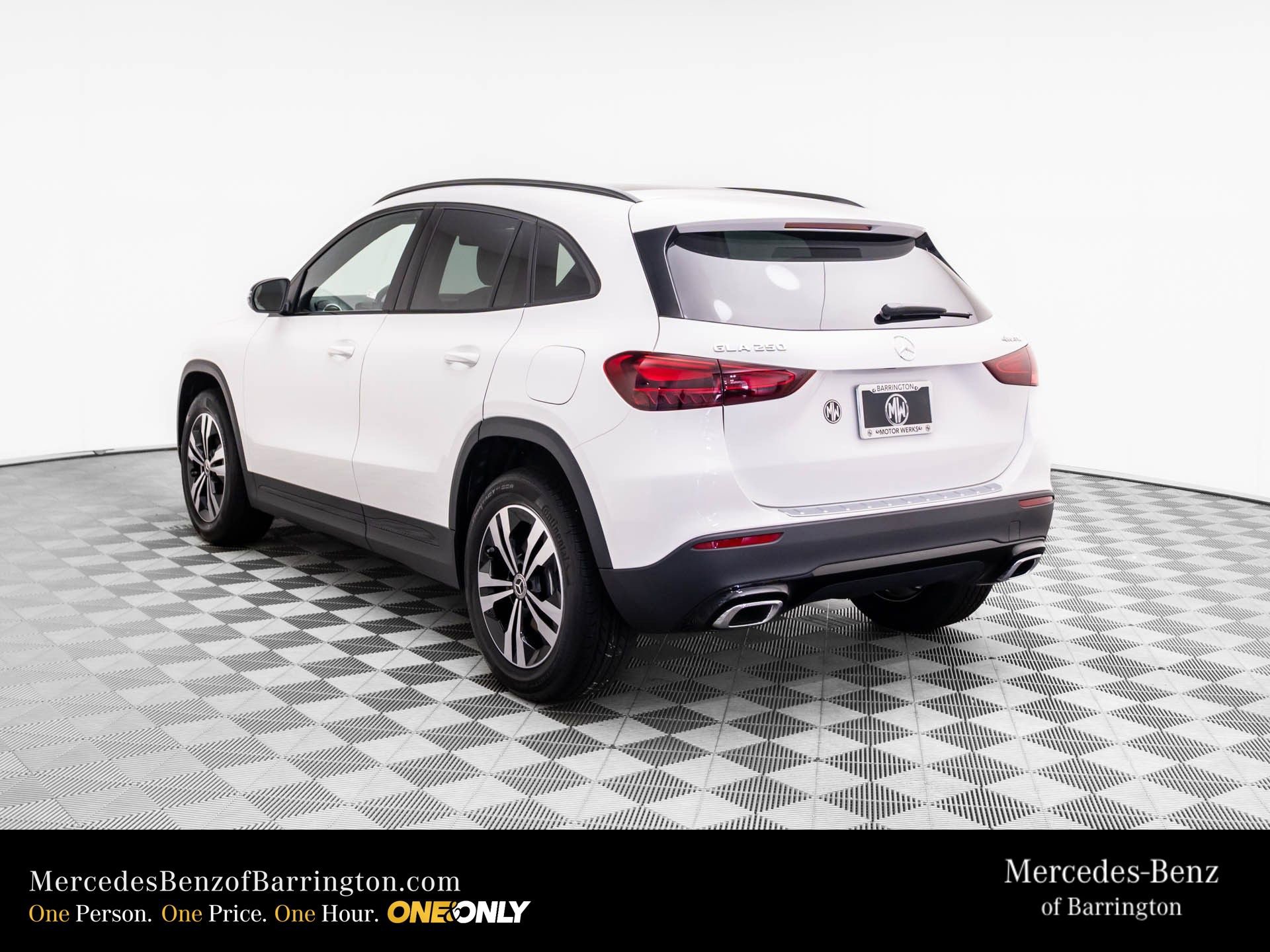 New 2026 Mercedes-Benz GLA 250 4MATIC image 3