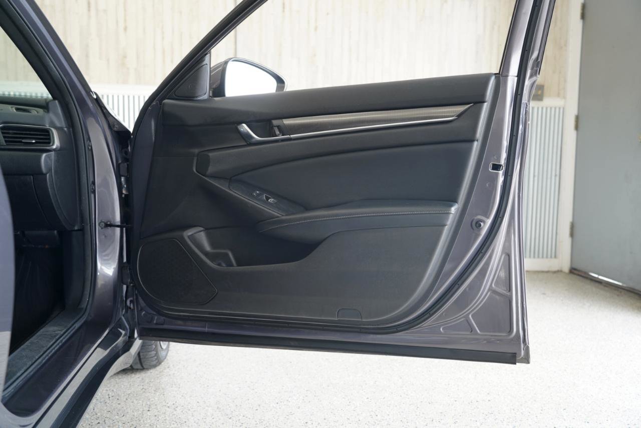Used 2018 Honda Accord Sport image 35