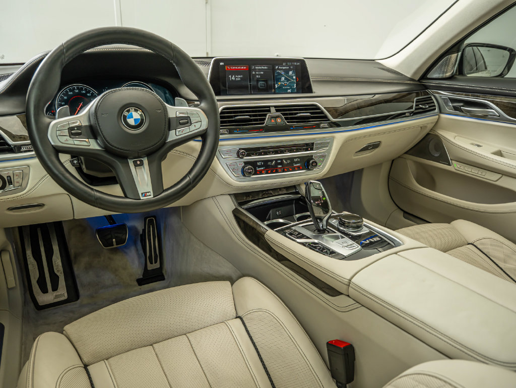 Used 2019 BMW M760i xDrive w/ Luxury Rear Seating Package AWD/4WD image 40