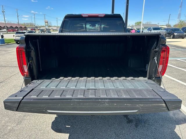 Used 2024 GMC Sierra 1500 SLT w/ SLT Premium Plus Package image 20