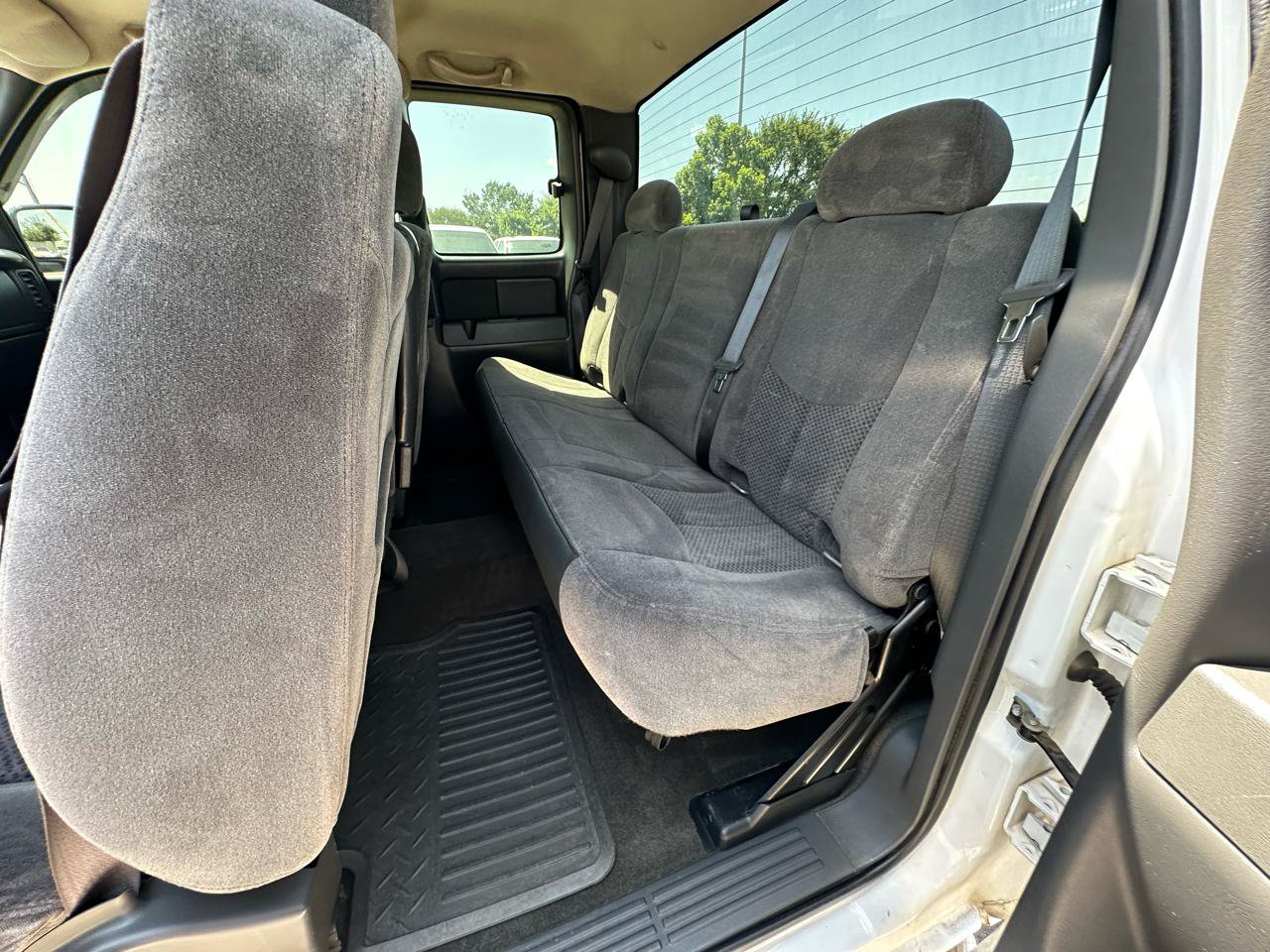 Used 2007 Chevrolet Silverado 1500 LT w/ Extended Cab Value Package AWD/4WD image 48
