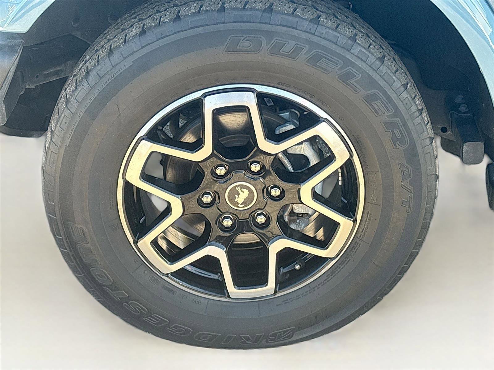 Used 2021 Ford Bronco Outer Banks image 32