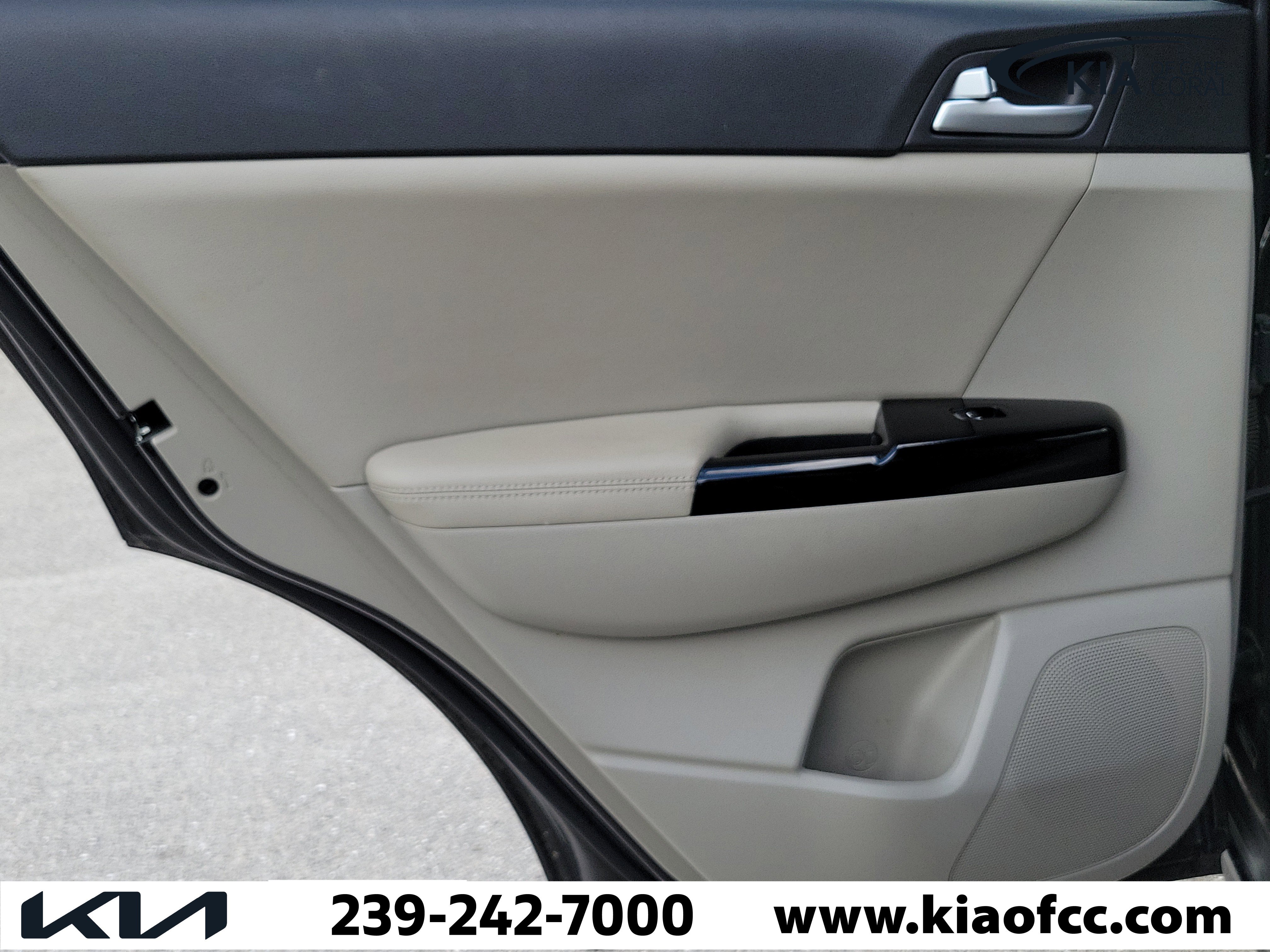 Used 2021 Kia Sportage S w/ S FWD Premium Package image 12