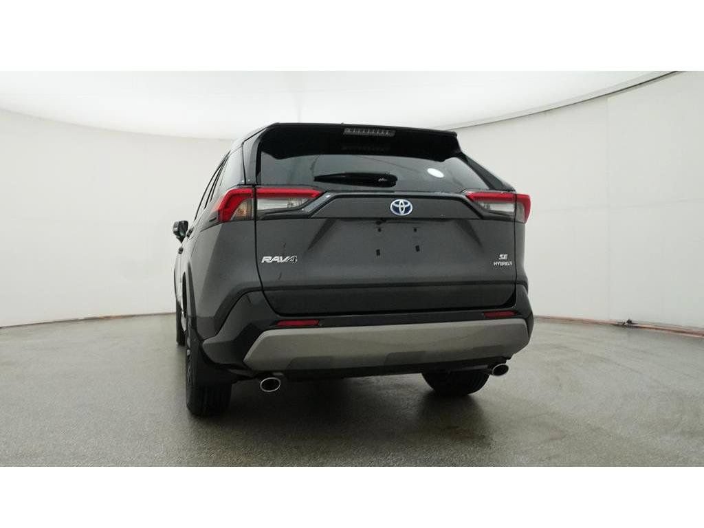 Used 2024 Toyota RAV4 SE AWD/4WD image 28