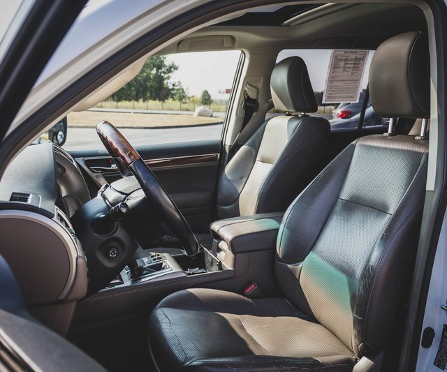 Used 2013 Lexus GX 460 image 27