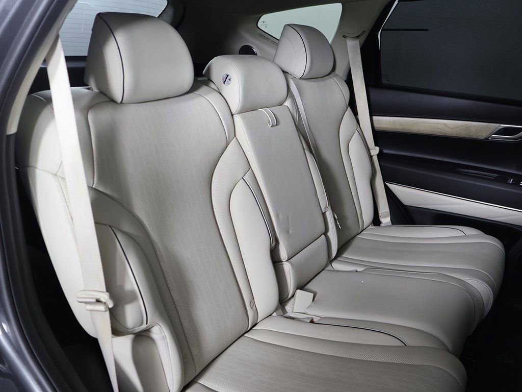 Used 2023 Genesis GV80 2.5T w/ Prestige Package image 39