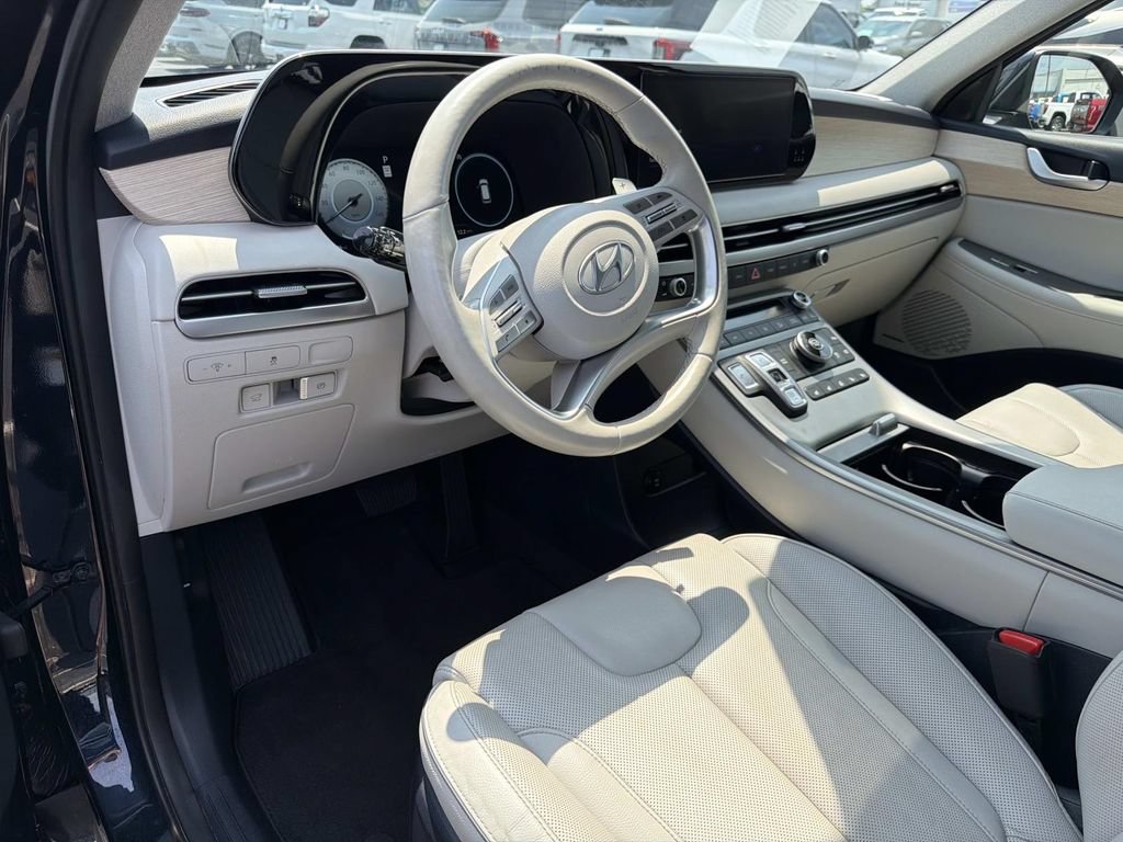 Used 2023 Hyundai Palisade Limited FWD image 24