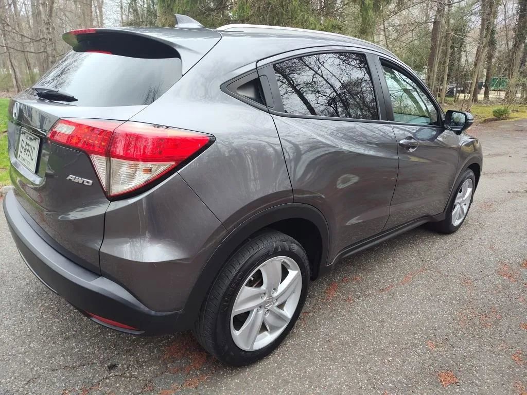 Used 2019 Honda HR-V EX image 4