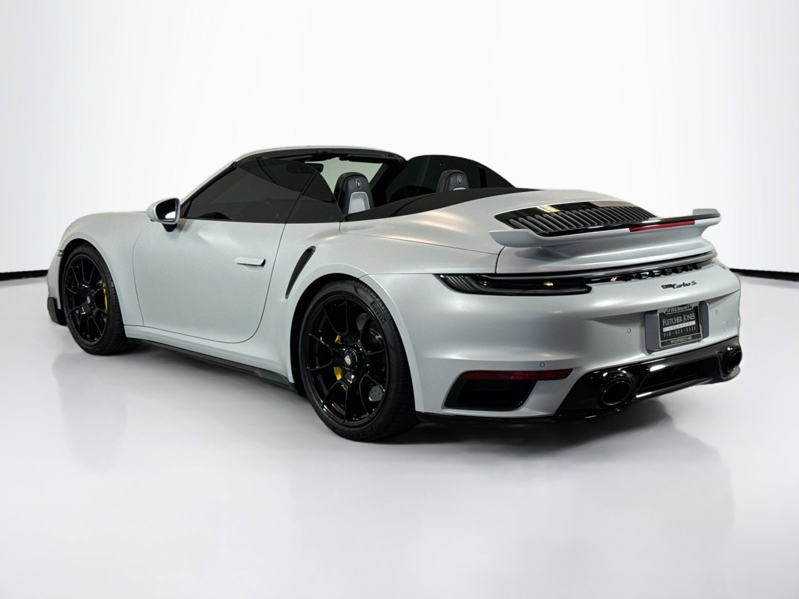 Certified 2023 Porsche 911 Turbo S image 3