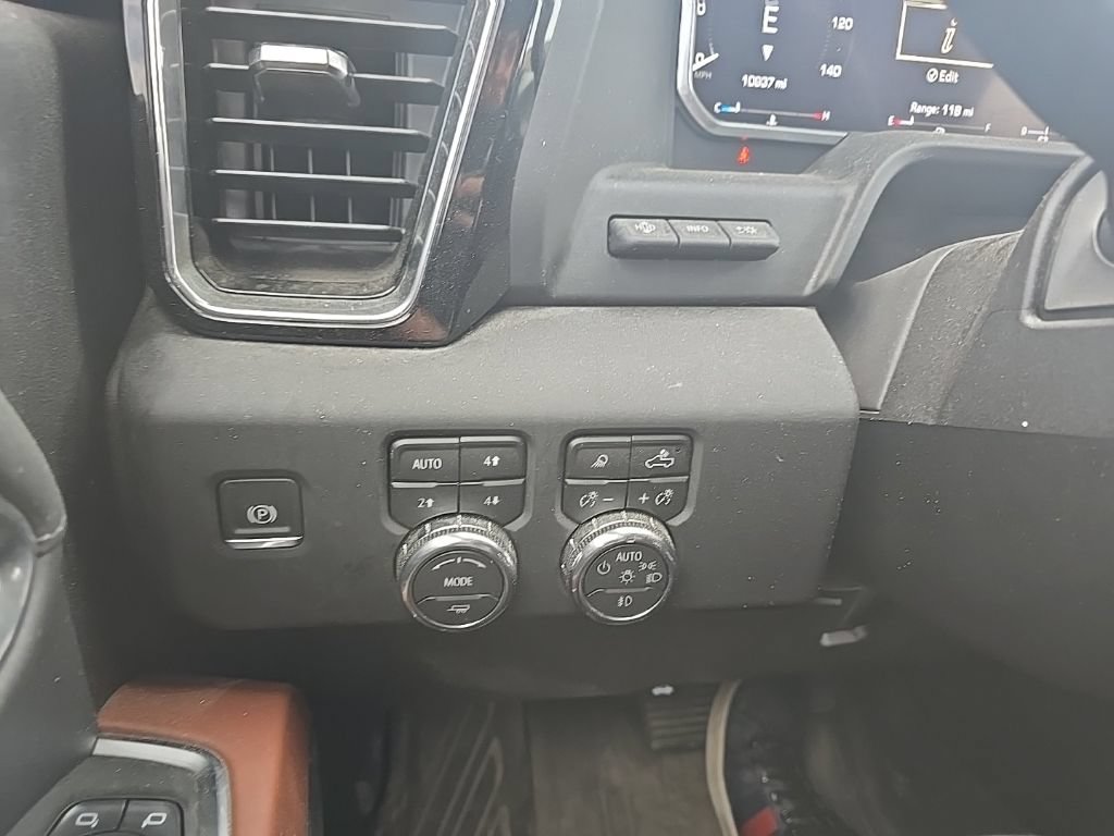 Used 2026 GMC Sierra 2500 Denali Ultimate w/ LPO, GMC Protection Package AWD/4WD image 20