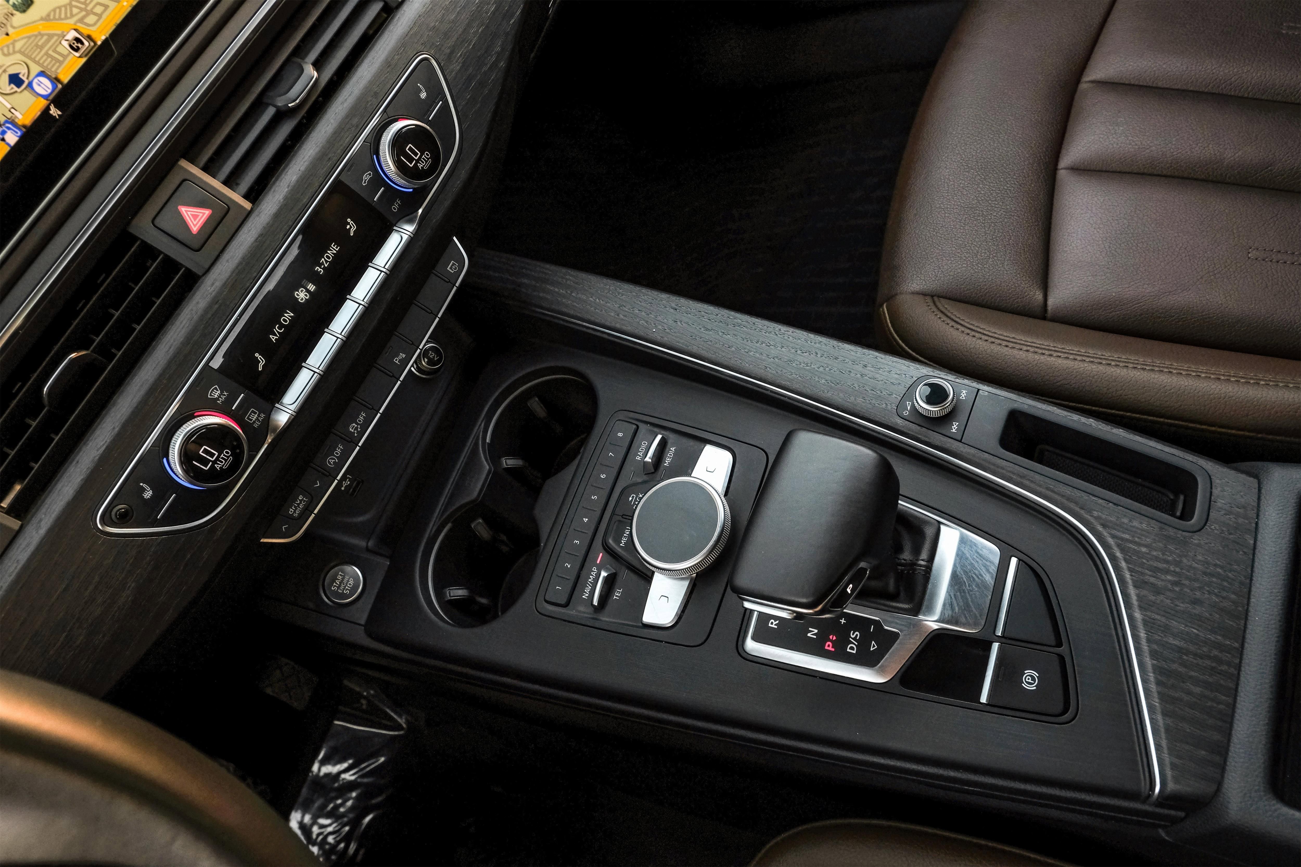 Used 2018 Audi A4 2.0T Ultra Premium Plus w/ Premium Plus Package image 22