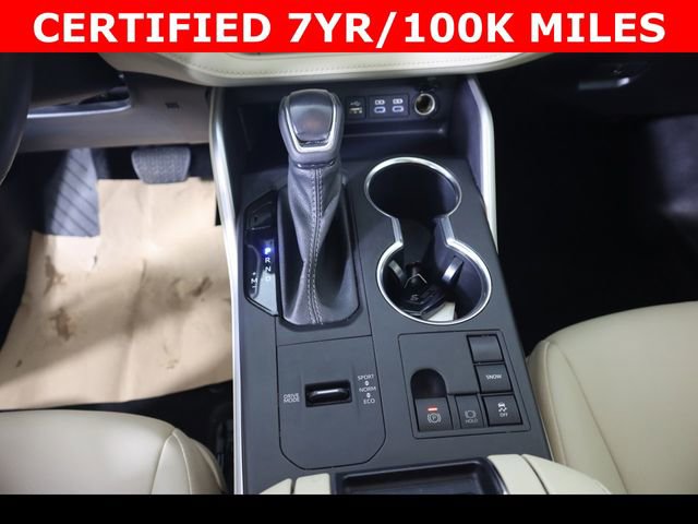 Used 2023 Toyota Highlander XLE FWD image 27