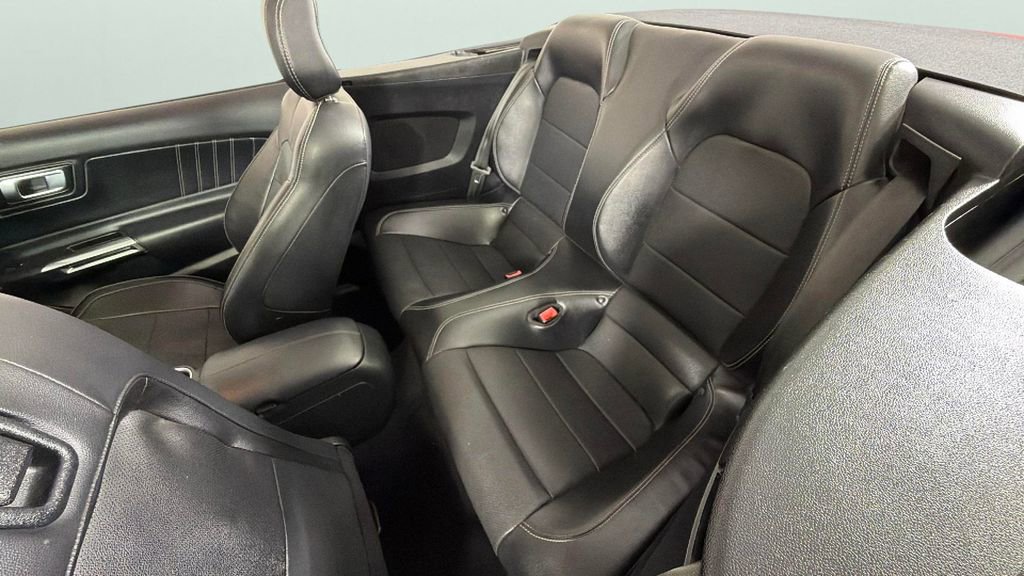 Used 2020 Ford Mustang Premium RWD image 29