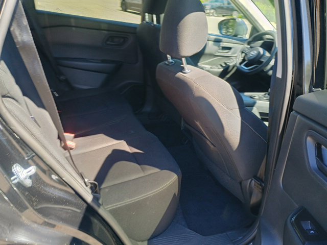 Used 2024 Nissan Rogue S AWD/4WD image 17