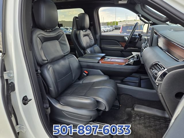 Used 2024 Lincoln Navigator Reserve AWD/4WD image 20
