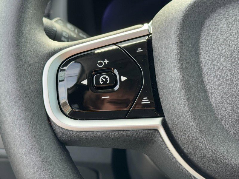 New 2026 Volvo XC90 B5 Plus w/ Protection Package image 11