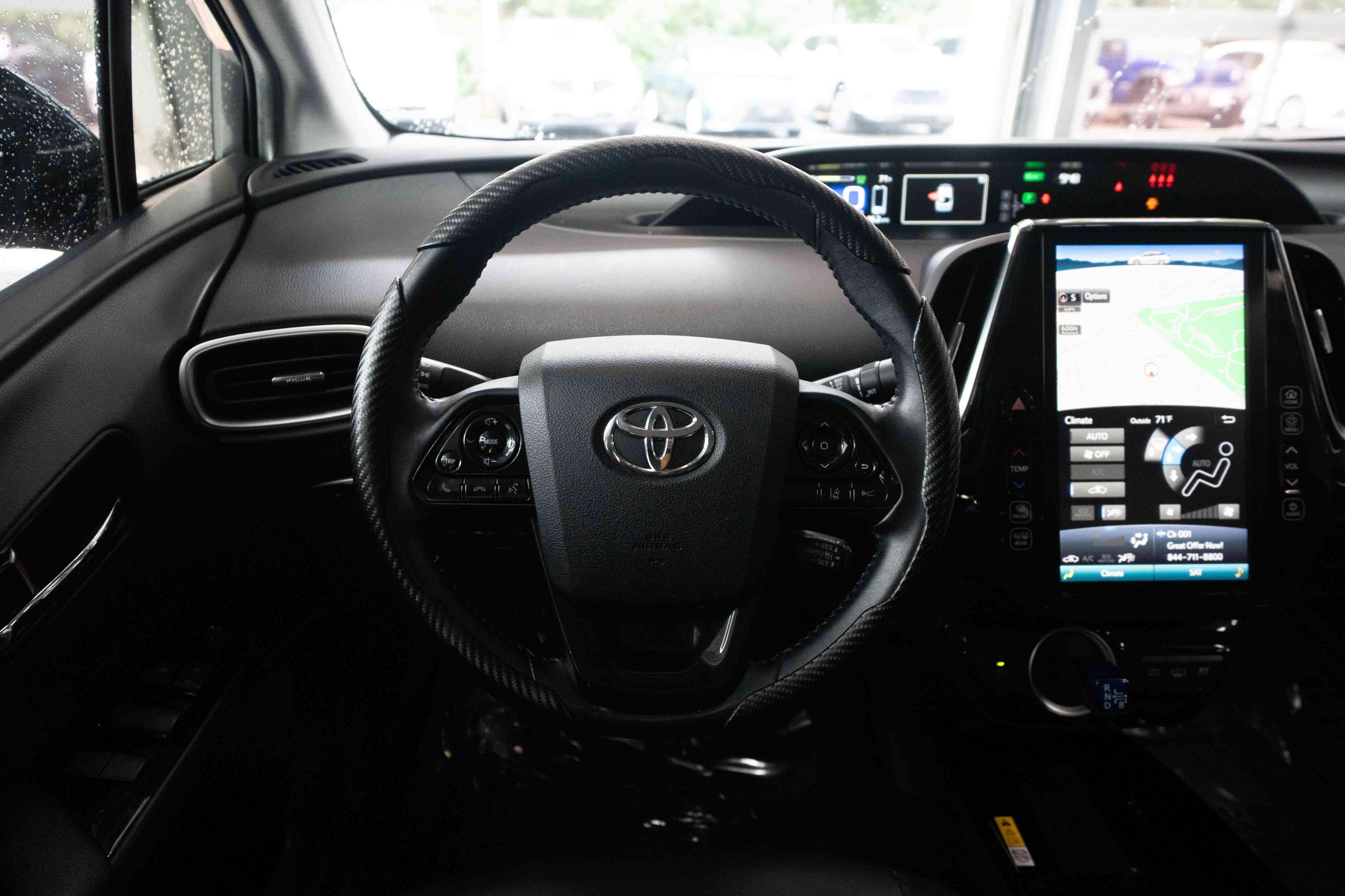 Used 2020 Toyota Prius Prime XLE FWD image 21