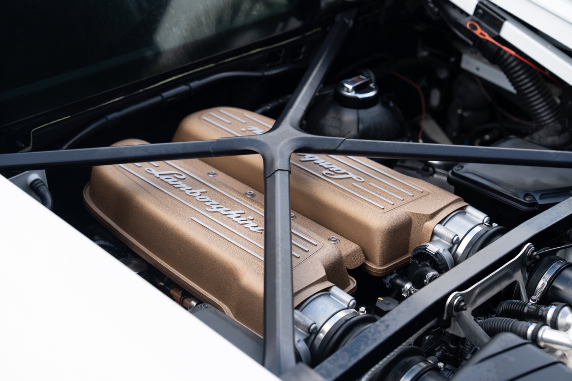 Used 2021 Lamborghini Huracan STO RWD image 49