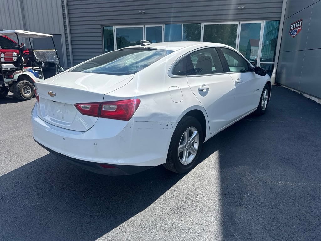 Used 2024 Chevrolet Malibu LS w/ Driver Confidence Package FWD image 3