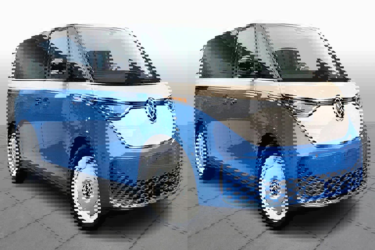 Used 2025 Volkswagen ID. Buzz 1st Edition image 2