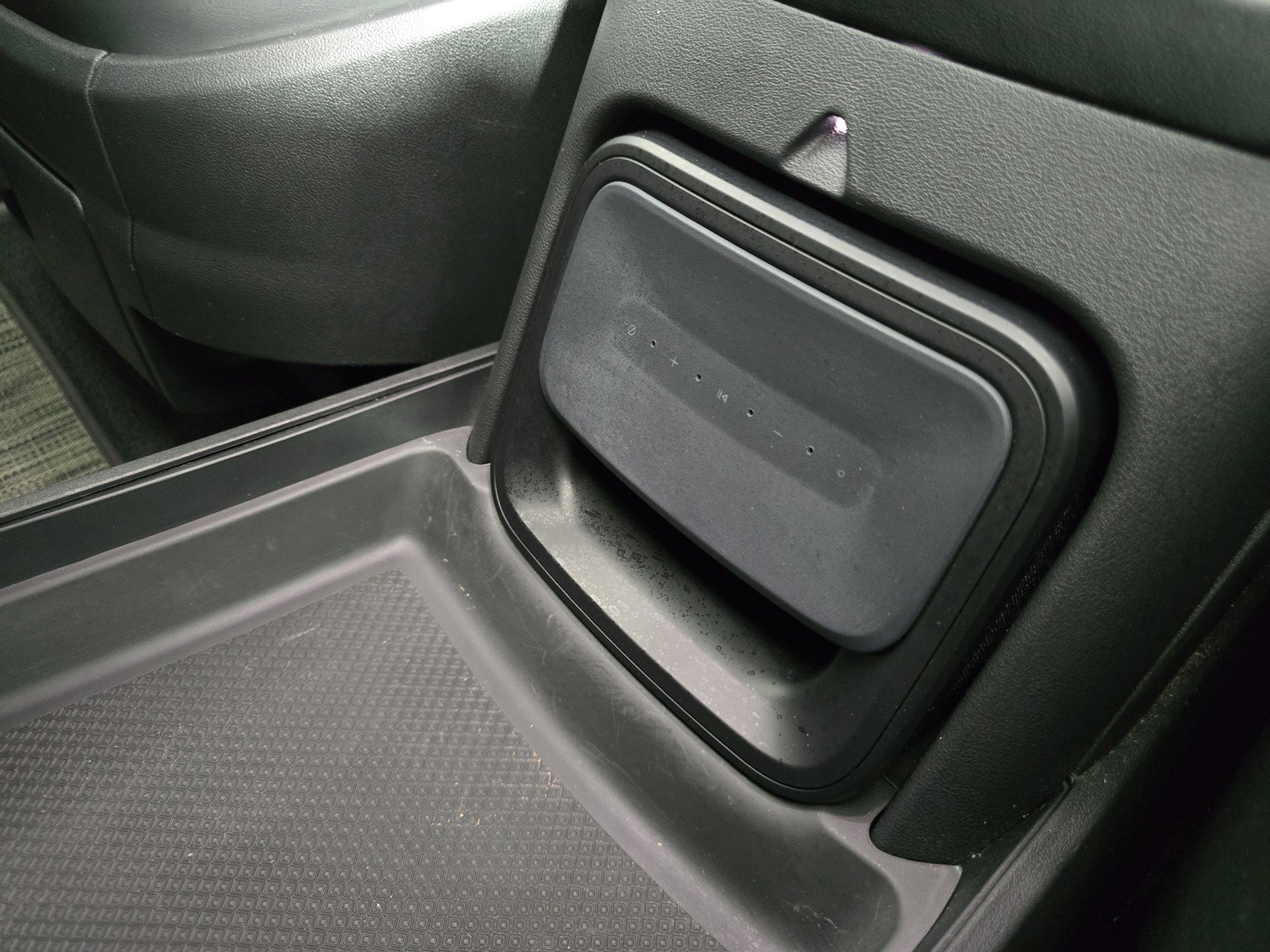 Used 2023 Rivian R1S Adventure image 33