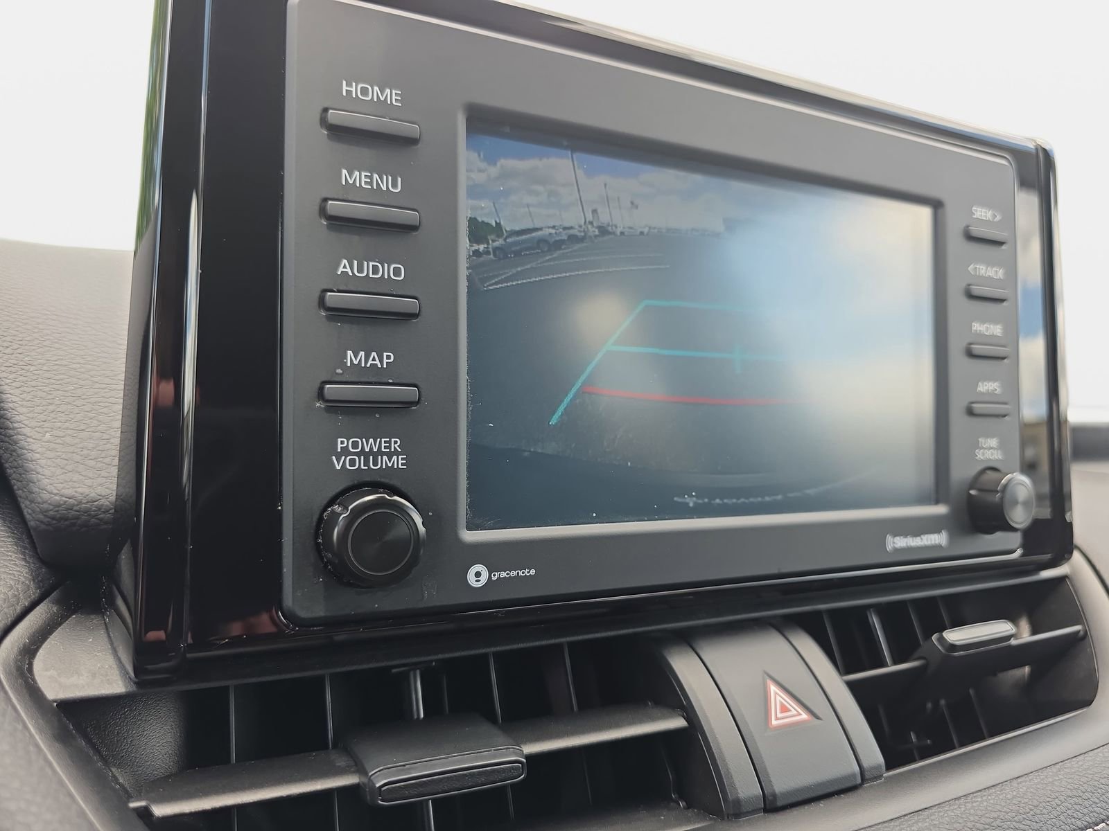 Used 2022 Toyota RAV4 XLE w/ Convenience Package FWD image 23