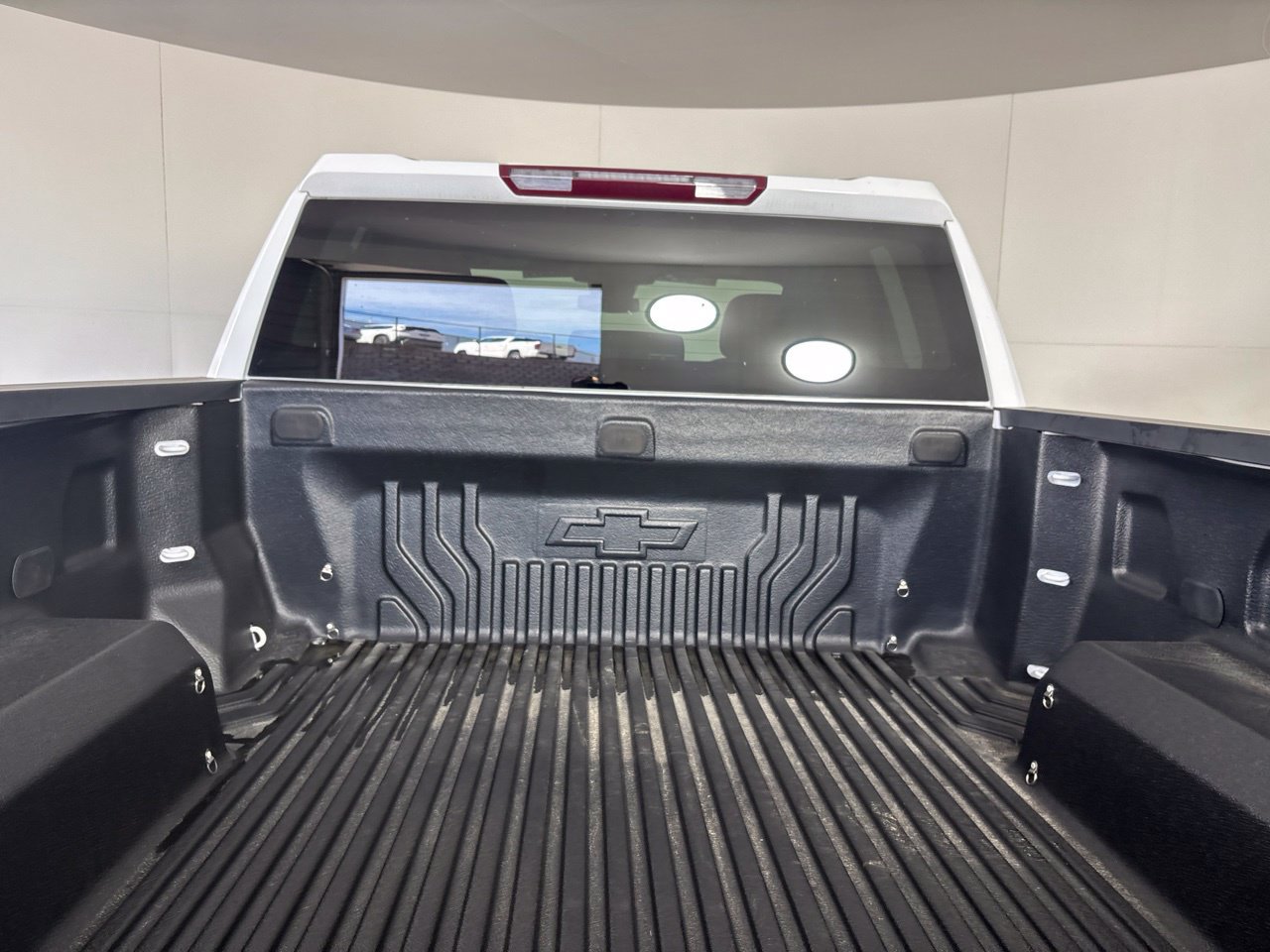 Used 2024 Chevrolet Silverado 1500 LT AWD/4WD image 24