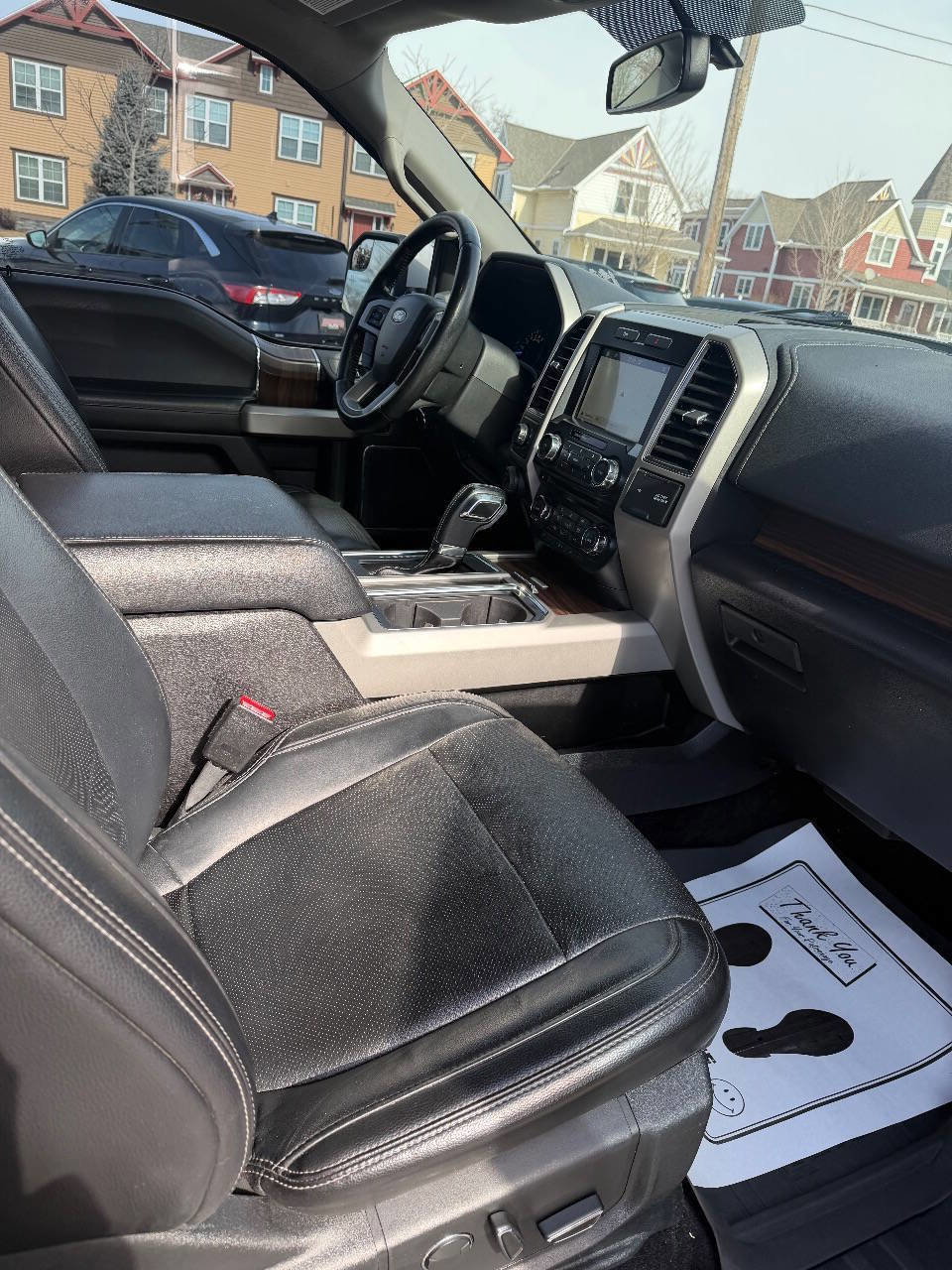 Used 2017 Ford F150 Lariat image 39