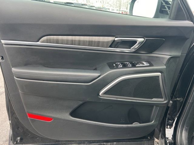 Certified 2025 Kia Telluride EX image 31