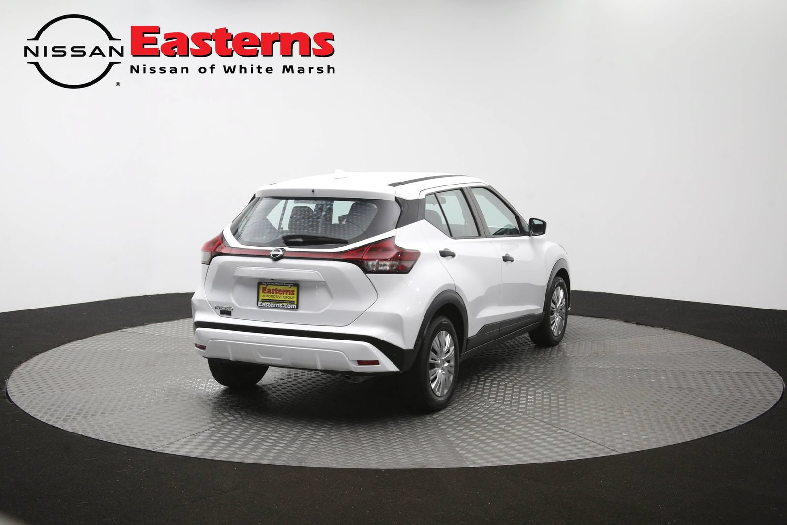 Used 2023 Nissan Kicks S FWD image 42