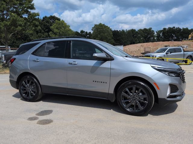 Used 2024 Chevrolet Equinox RS w/ RS Leather Package FWD image 2