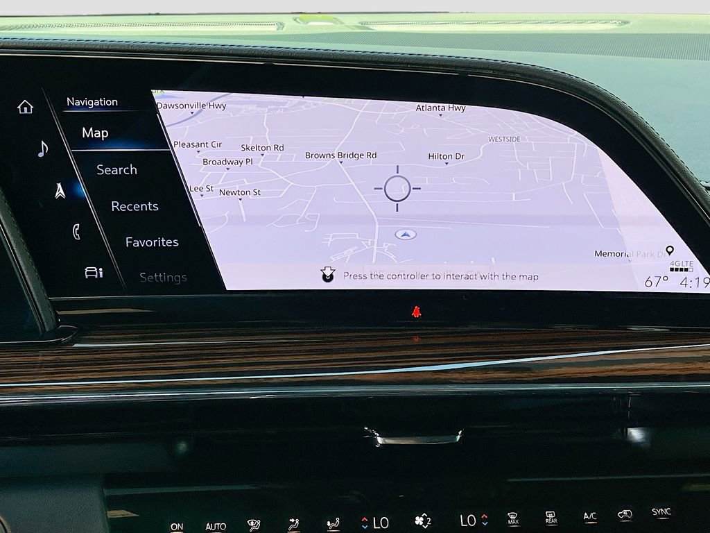 Used 2024 Cadillac Escalade Premium Luxury RWD image 24