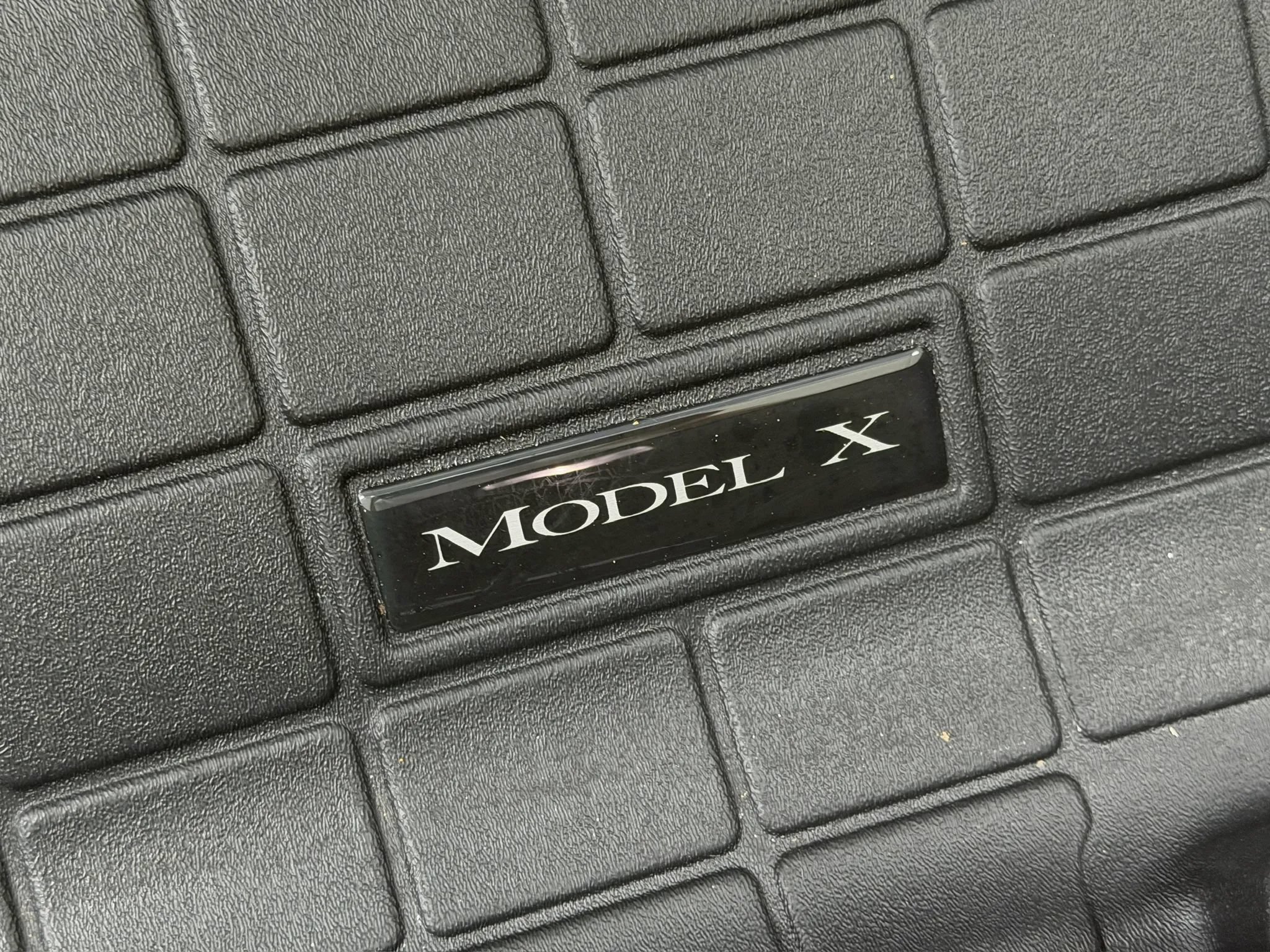 Used 2020 Tesla Model X Long Range AWD/4WD image 96