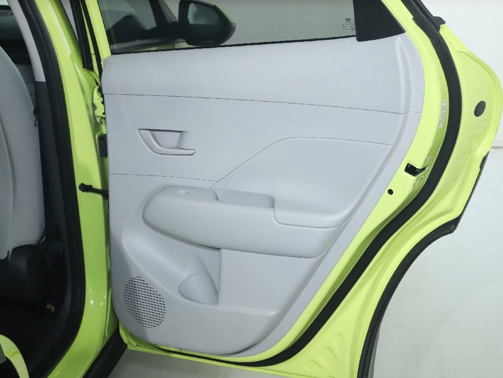 Used 2024 Hyundai Kona SEL AWD/4WD image 33