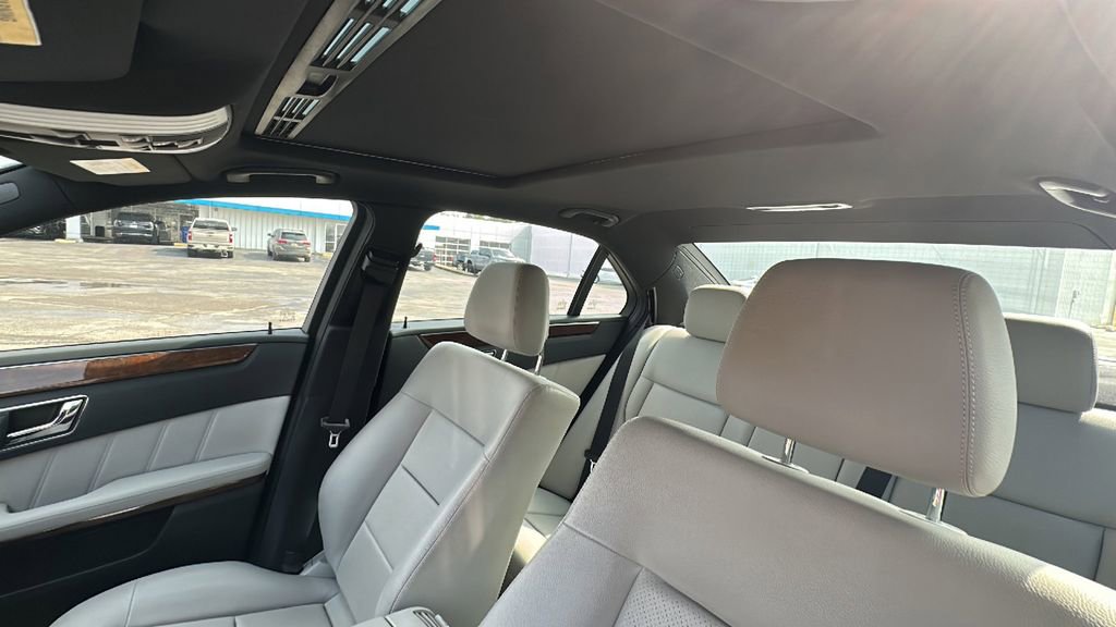 Used 2011 Mercedes-Benz E 350 Sedan image 13