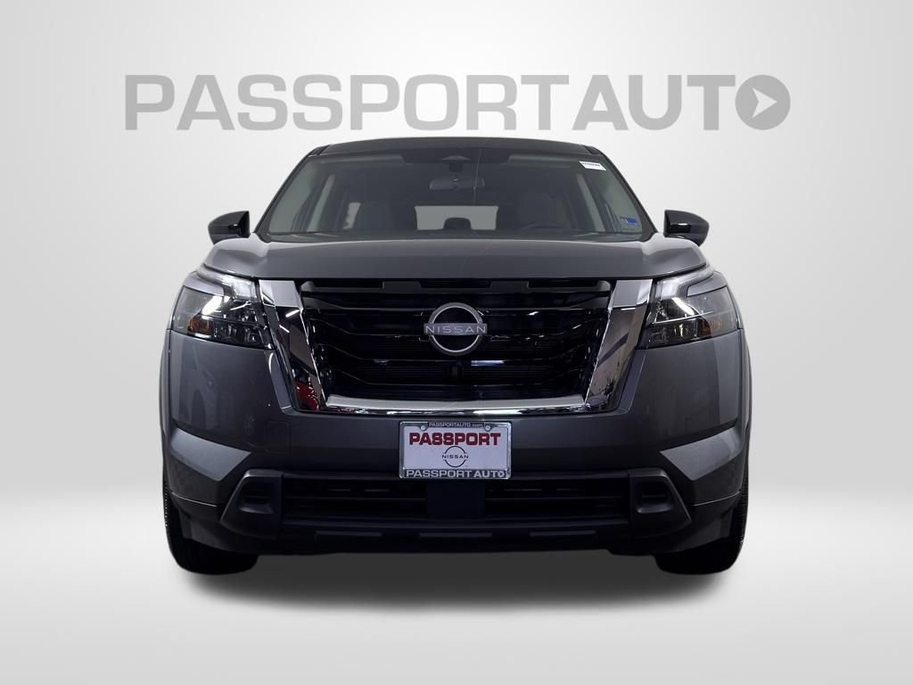 Certified 2025 Nissan Pathfinder S AWD/4WD image 8