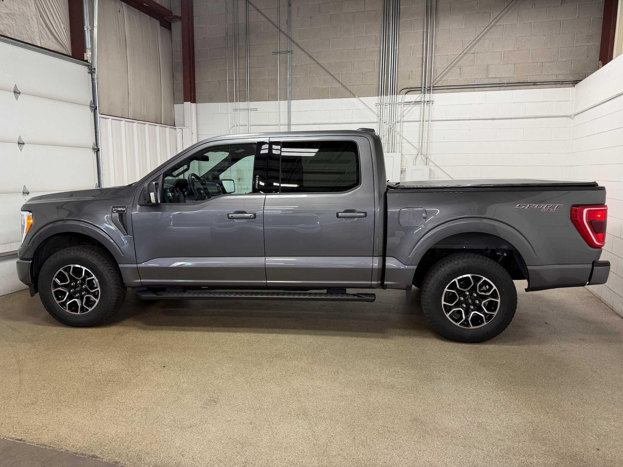 Used 2023 Ford F150 XLT w/ Equipment Group 302A High AWD/4WD image 5