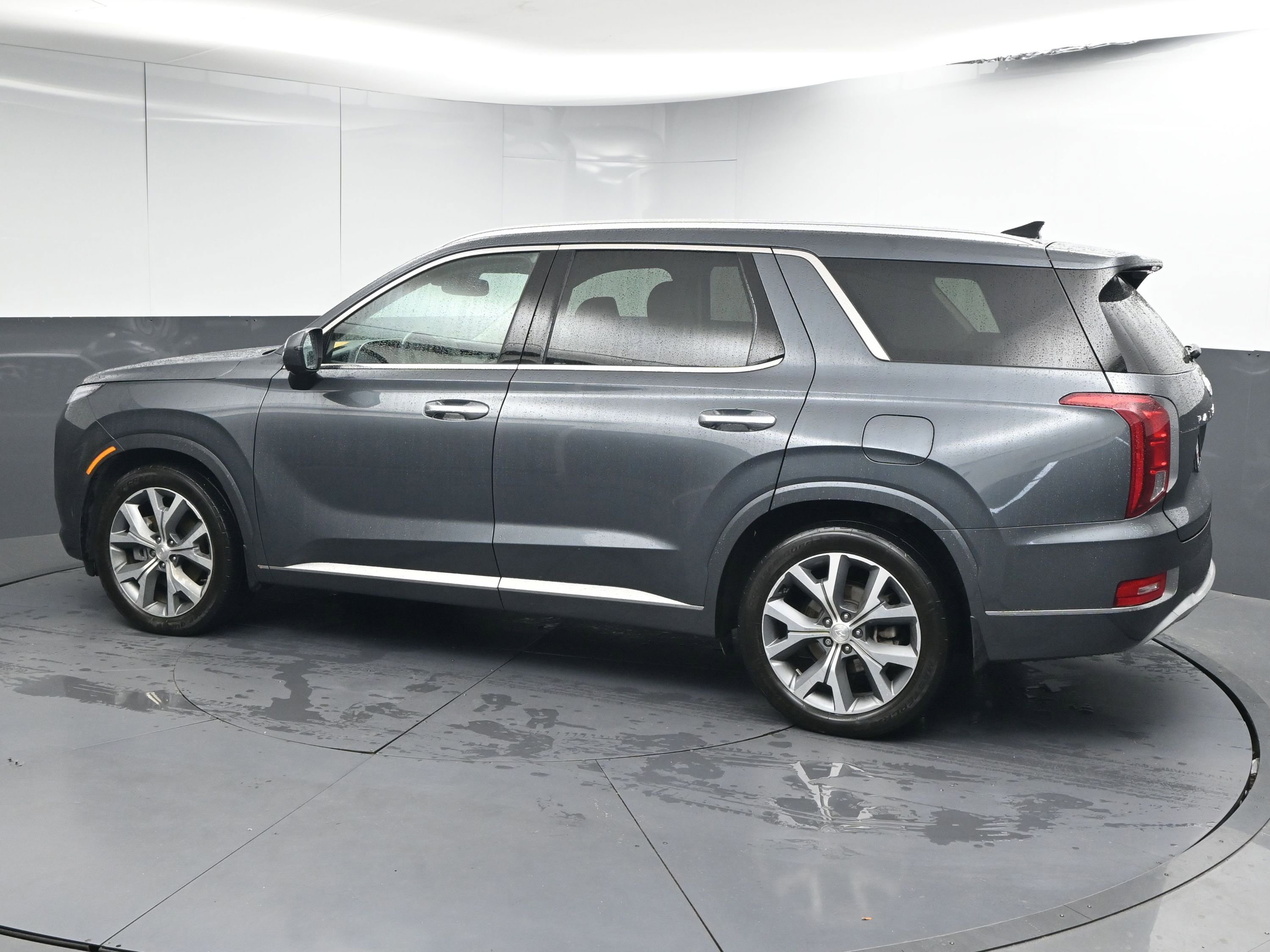 Used 2021 Hyundai Palisade Limited image 6