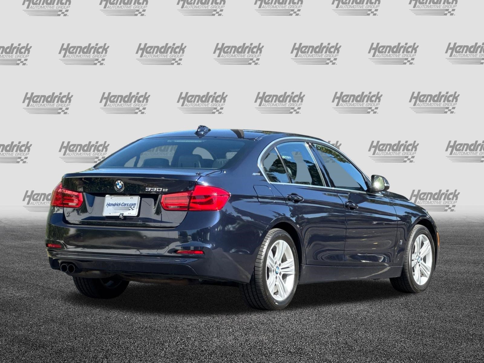 Used 2017 BMW 330e RWD image 5