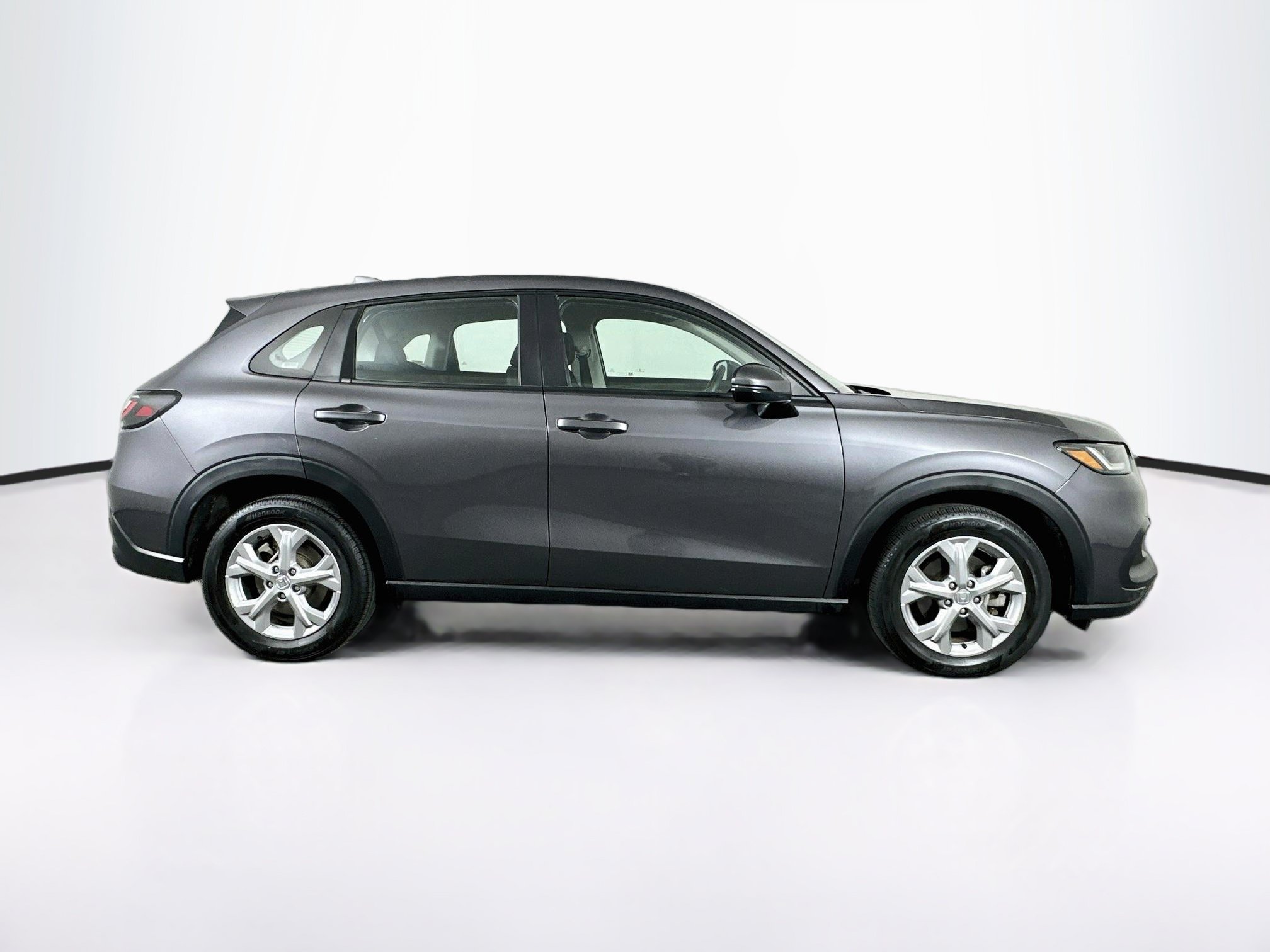 Used 2025 Honda HR-V LX image 10