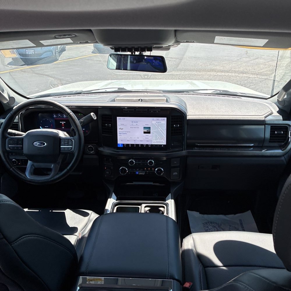 Used 2023 Ford F250 Lariat w/ Black Appearance Package AWD/4WD image 18