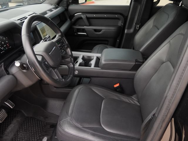 Used 2025 Land Rover Defender 110 V8 AWD/4WD image 19